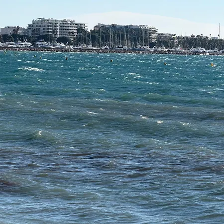 Cannes: Cosy A 2 Pas De La Croisette Apartmán Cannes
