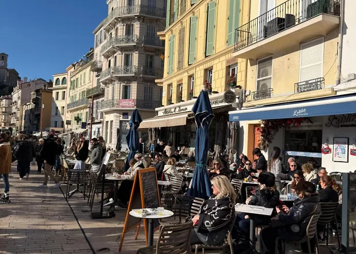 Cannes: Cosy A 2 Pas De La Croisette Daire
