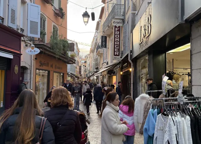 Daire Cannes: Cosy A 2 Pas De La Croisette