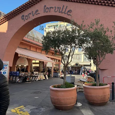 Cannes: Cosy A 2 Pas De La Croisette Cannes